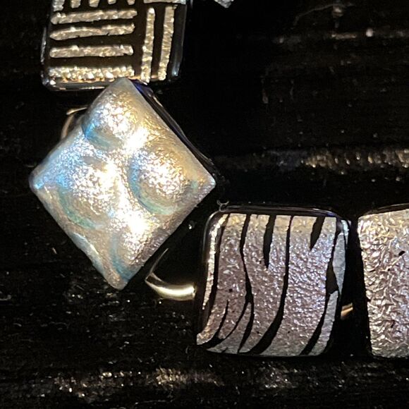 Dichroic Art Glass Silver & Black Tile Silvertone Chain Bracelet Fold Over Clasp - Picture 3 of 11